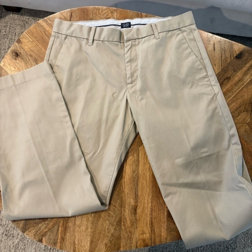 GAP Men's Tan Chino Pants